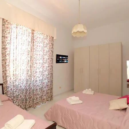 Апартаменти Estate4home - Casa Chiarina *