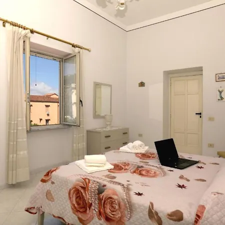 Estate4home - Casa Chiarina * Сорренто