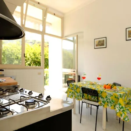 Estate4home - Casa Chiarina * Сорренто