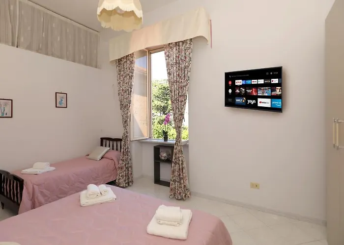 Estate4home - Casa Chiarina Daire *